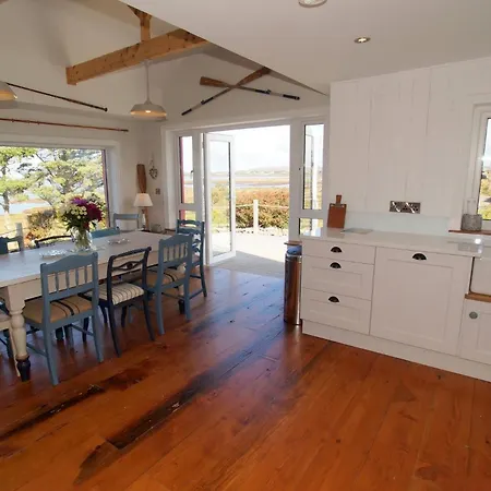 The Sea House 펜션