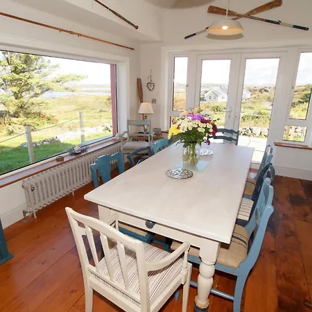 The Sea House *